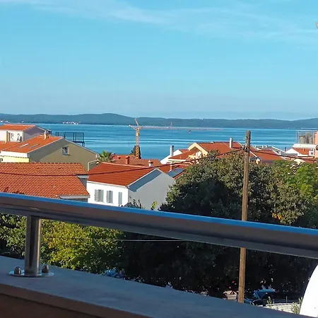 شقة Maya Dalmatia زادار