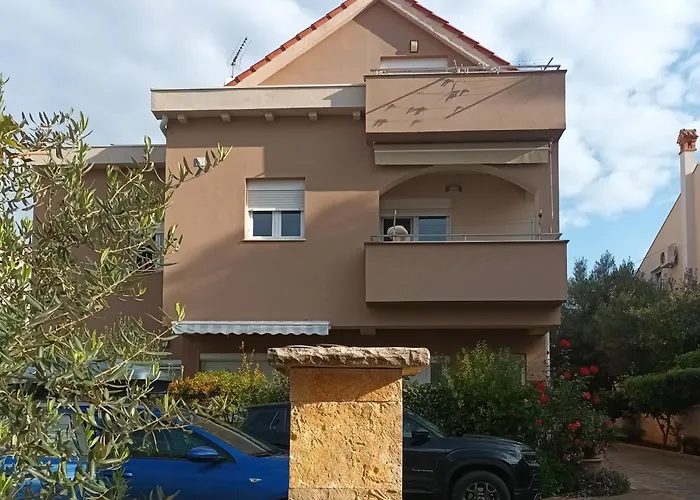 Maya Dalmatia Appartement *