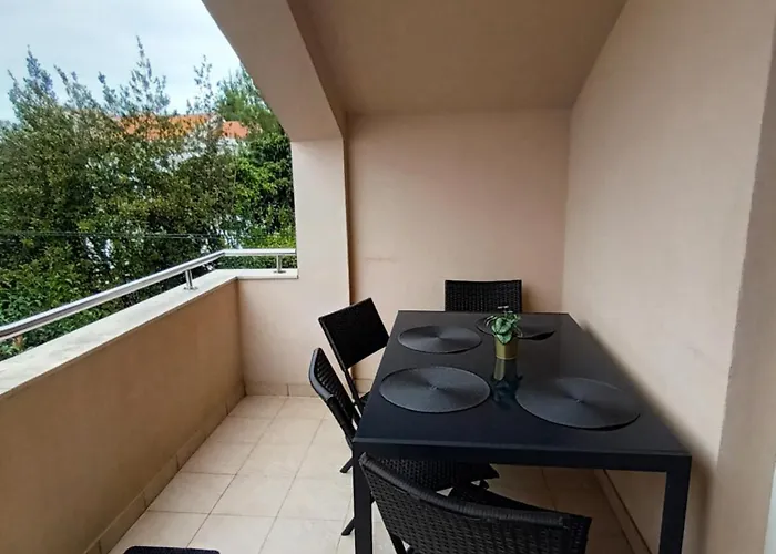 Maya Dalmatia Lejlighed *